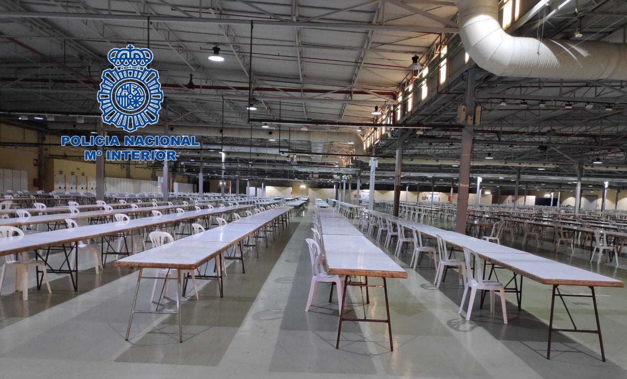 La Institución Ferial Alicantina acoge los exámenes de ingreso en la escala básica de la Policía Nacional La Institución Ferial Alicantina acoge los exámenes de ingreso en la escala básica de la Policía Nacional