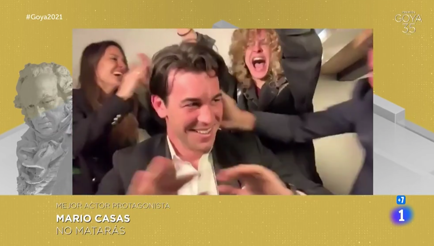 El guiño de Mario Casas a los fans de 'Tres metros sobre el cielo' en su agradecimiento por el Goya El guiño de Mario Casas a los fans de 'Tres metros sobre el cielo' en su agradecimiento por el Goya