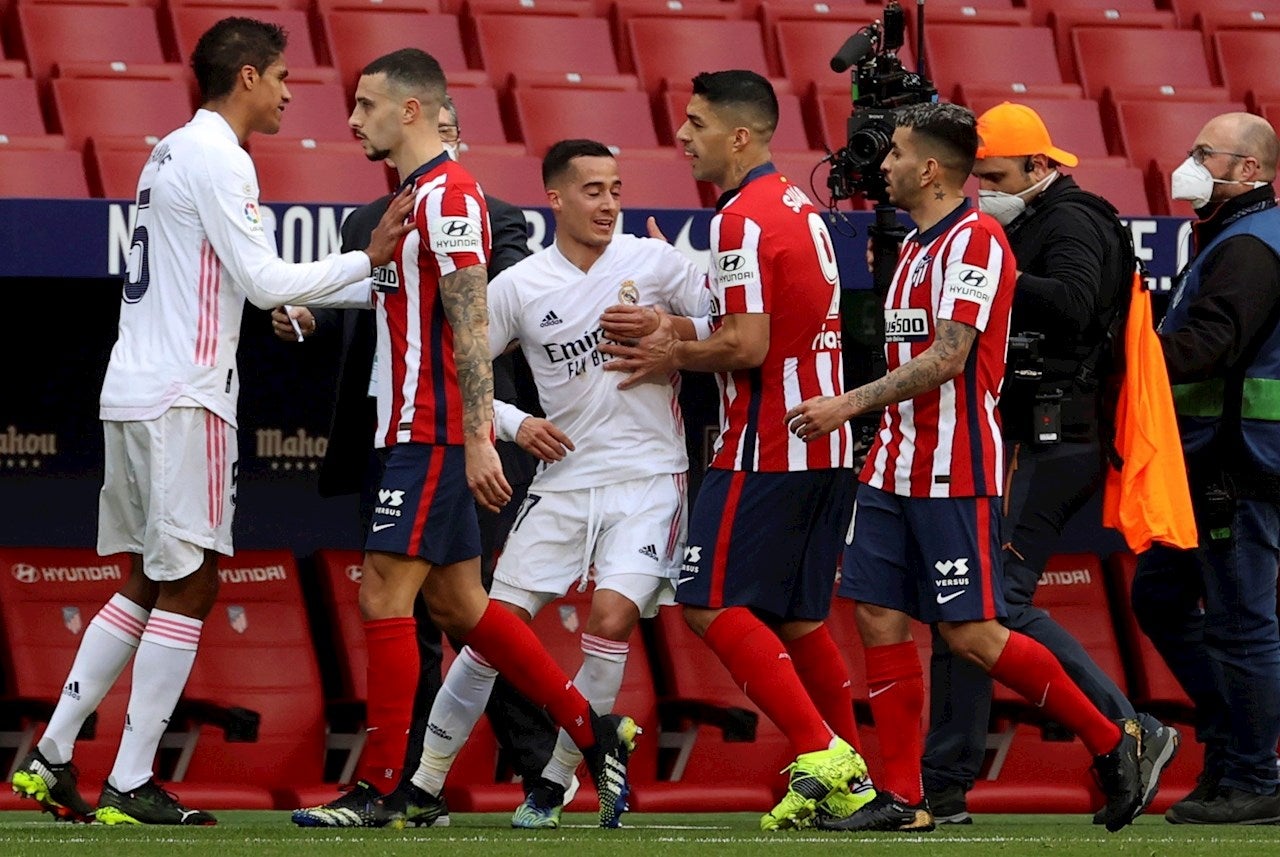 La polémica del derbi: ¿Es penalti de Felipe? La polémica del derbi: ¿Es penalti de Felipe?