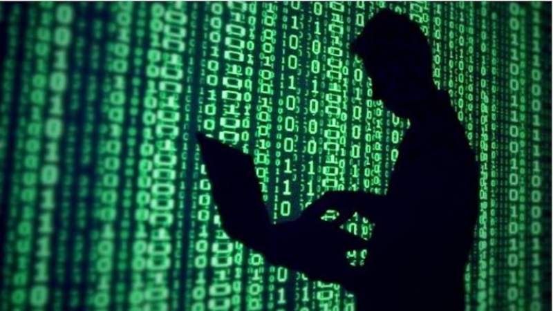 El alcalde de Elche garantiza el abono de nóminas y facturas mientras se trata de recuperar los sistemas informáticos que han sido secuestrados por un grupo de hackers El alcalde de Elche garantiza el abono de nóminas y facturas mientras se trata de recuperar los sistemas informáticos que han sido secuestrados por un grupo de hackers