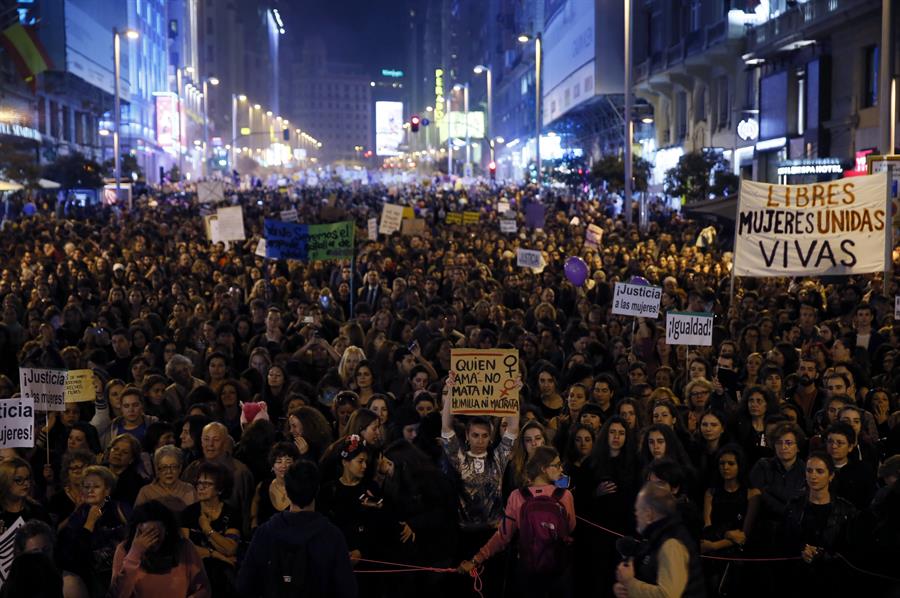 Un 8M sin manifestaciones en Madrid pero con concentraciones en el resto de España Un 8M sin manifestaciones en Madrid pero con concentraciones en el resto de España