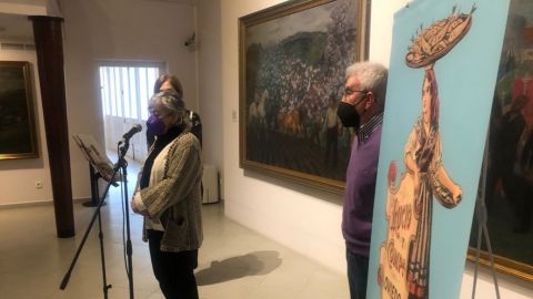 Una muestra analiza la iconograf&iacute;a femenina en la industria conservera en el Museo Nicanor Pi&ntilde;ole