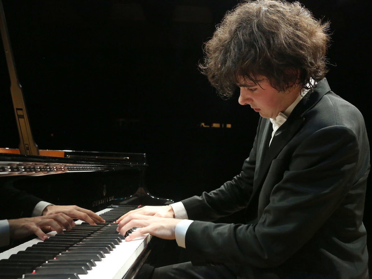 Martín García: "Los jóvenes talentos tienen oportunidades y hay personas dispuestas a acompañarlos" Martín García: "Los jóvenes talentos tienen oportunidades y hay personas dispuestas a acompañarlos"