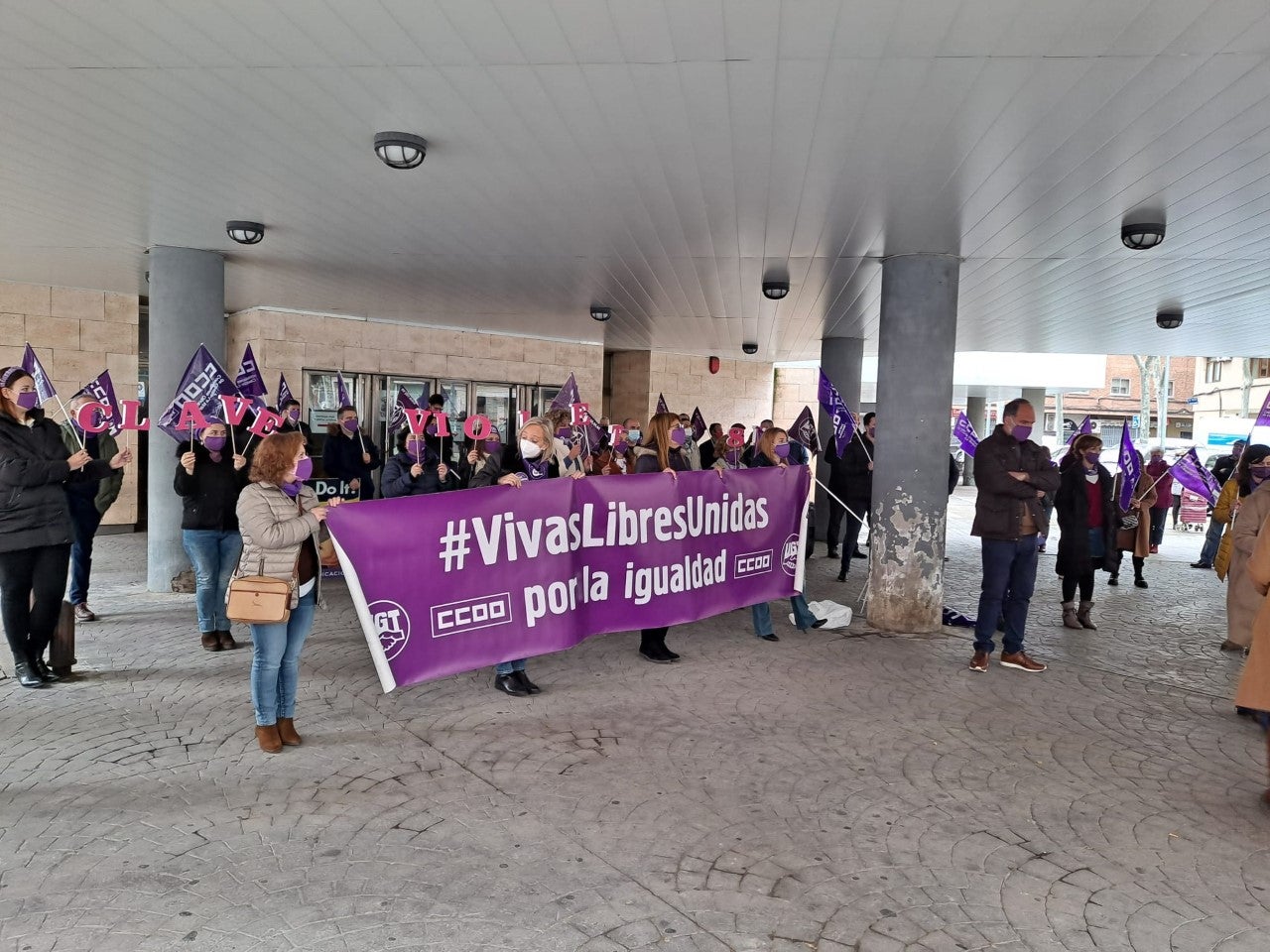 UGT y CCOO reivindican en Ciudad Real que se eliminen todas las formas de discriminación y violencia UGT y CCOO reivindican en Ciudad Real que se eliminen todas las formas de discriminación y violencia