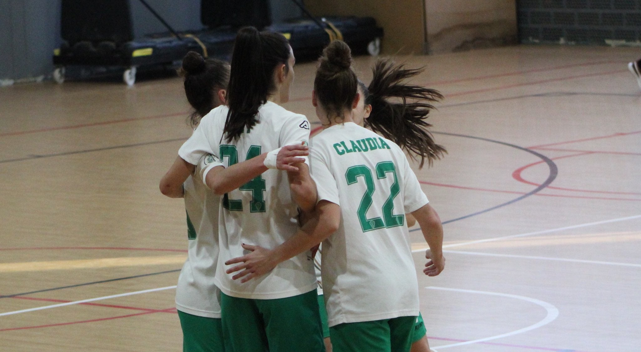 Elche Femenino y Joventut d'Elx golean y siguen líderes; CW Elx inicia con triunfo la fase por la salvación Elche Femenino y Joventut d'Elx golean y siguen líderes; CW Elx inicia con triunfo la fase por la salvación