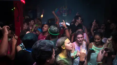 Cuando podíamos ir a discotecas sin mascarilla... Cuando podíamos ir a discotecas sin mascarilla...
