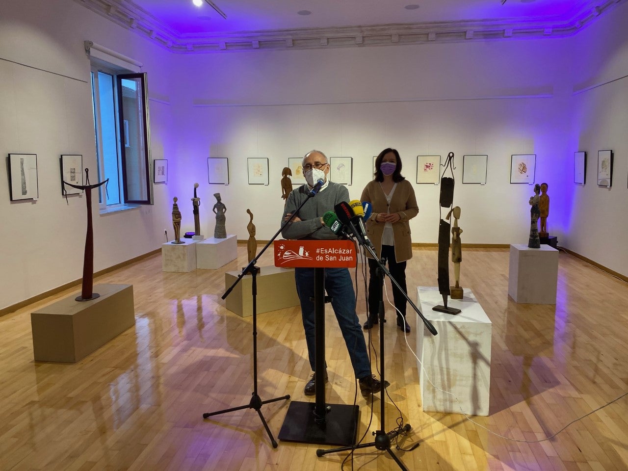 Luisa Alberca Lorente ya da nombre a una sala polivalente en la Casa de Cultura alcazareña Luisa Alberca Lorente ya da nombre a una sala polivalente en la Casa de Cultura alcazareña