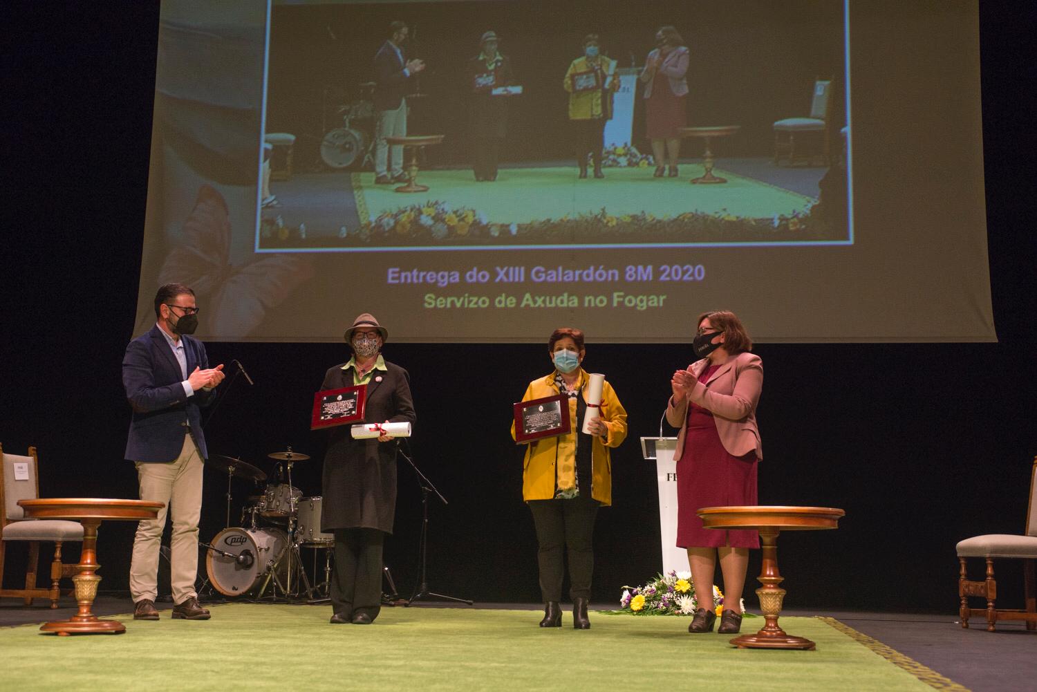 Reivindican que su trabajo no es limpiar, sino atender al usuario Reivindican que su trabajo no es limpiar, sino atender al usuario