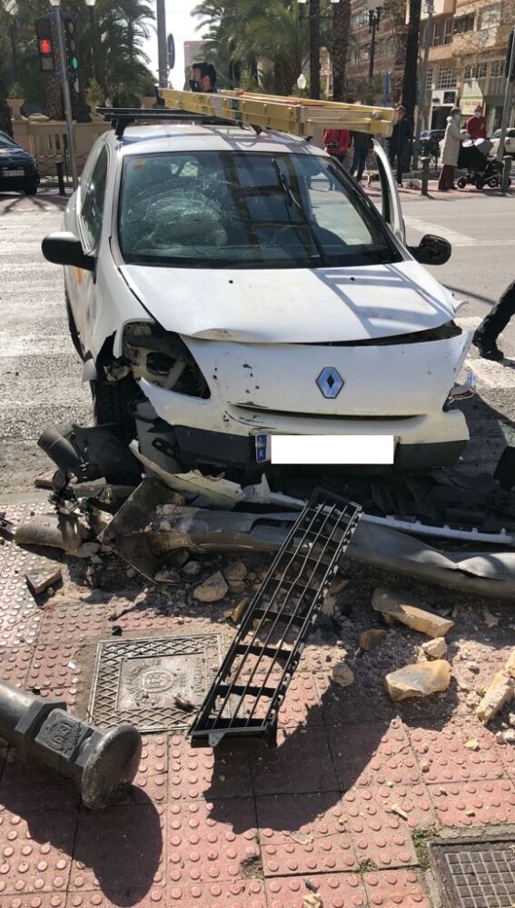 Uno de los vehículos implicados en el siniestro