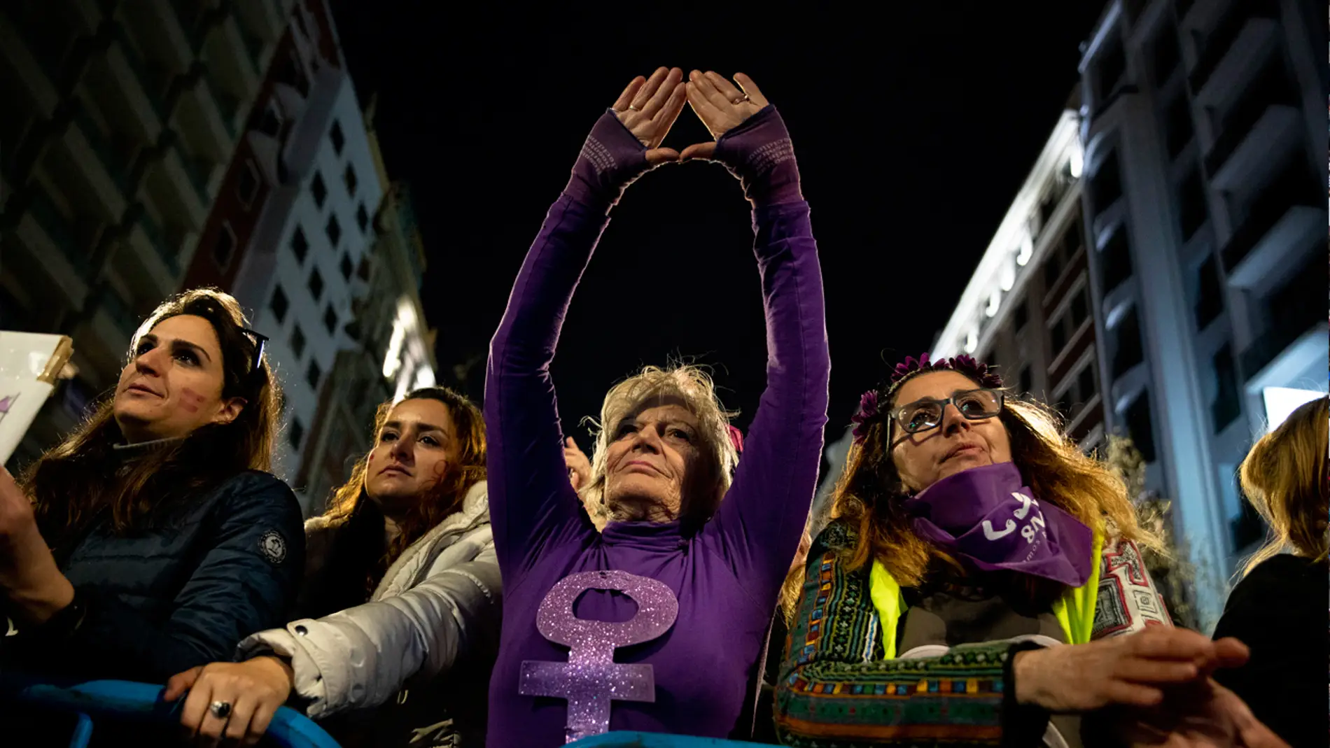Mujeres en la manifestación del 8M en Madrid en 2020