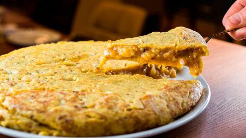 Imagen de archivo de una tortilla de patata.