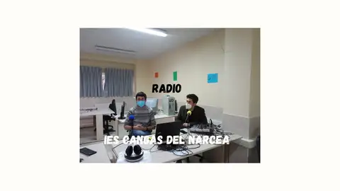Estudio de Radio IES Cangas del Narcea Estudio de Radio IES Cangas del Narcea