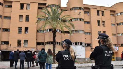 Edificios en el barrio Los Palmerales de Elche, Edificios en el barrio Los Palmerales de Elche,