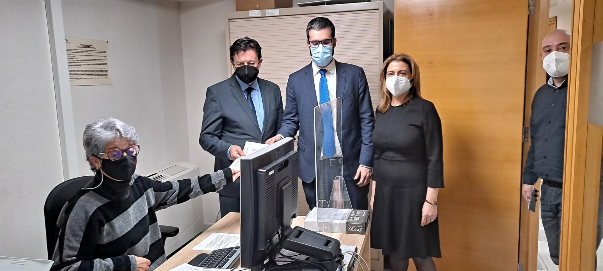 Moción de censura de Ciudadanos y PSOE al Gobierno Regional Moción de censura de Ciudadanos y PSOE al Gobierno Regional