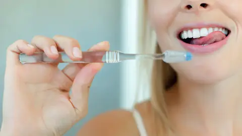 Cuidar y proteger tu boca es más importante de lo que crees: así debes hacerlo Cuidar y proteger tu boca es más importante de lo que crees: así debes hacerlo