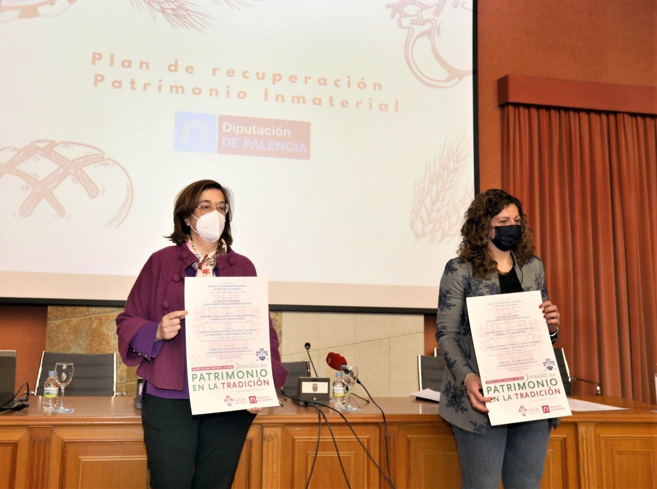 La Diputación organiza unas jornadas y rueda un documental sobre el patrimonio inmaterial de la provincia La Diputación organiza unas jornadas y rueda un documental sobre el patrimonio inmaterial de la provincia