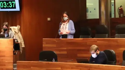 Ángela Vallina, Portavoz IU Asturias El Principado vigilará por el cumplimiento del acuerdo sobre el Ingreso Mínimo Vital