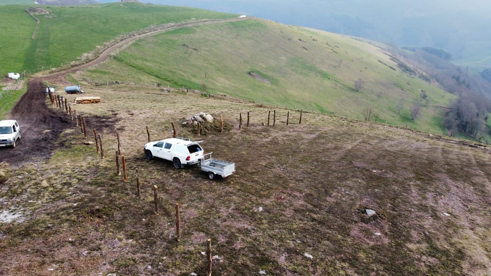 Obras de mejora en el monte de los pueblos de Santullano, Villagrufe y Pradiella Obras de mejora en el monte de los pueblos de Santullano, Villagrufe y Pradiella