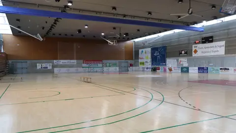 Todo preparado para iniciar la vacunación de 4000 personas en tres días en el Pabellón Rene Marigil de Sagunto Todo preparado para iniciar la vacunación de 4000 personas en tres días en el Pabellón Rene Marigil de Sagunto