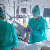 El departamento de salud ha invertido más de 5 millones de euros en formar a sus equipos de profesionales El departamento de salud ha invertido más de 5 millones de euros en formar a sus equipos de profesionales