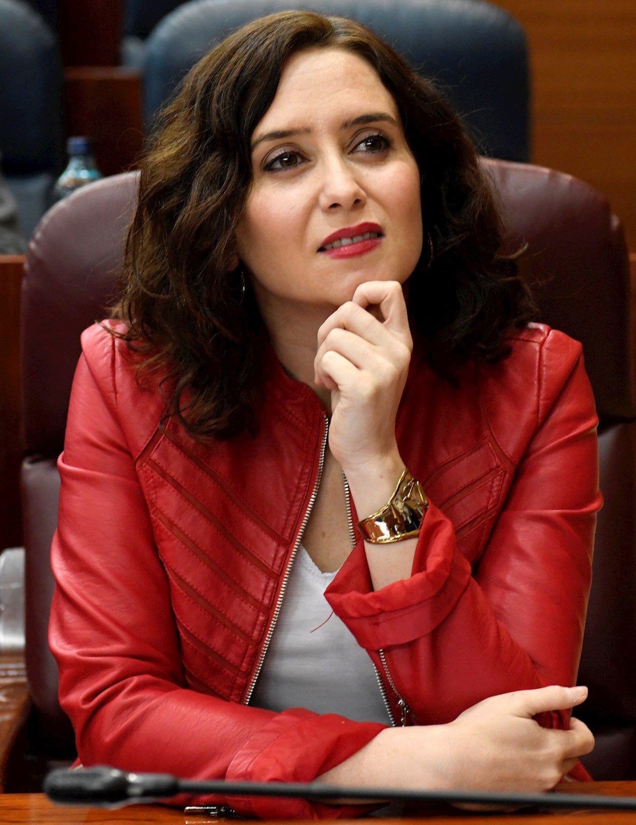 Encuestas elecciones Madrid: Ayuso no obtendría mayoría absoluta según los últimos sondeos Encuestas elecciones Madrid: Ayuso no obtendría mayoría absoluta según los últimos sondeos