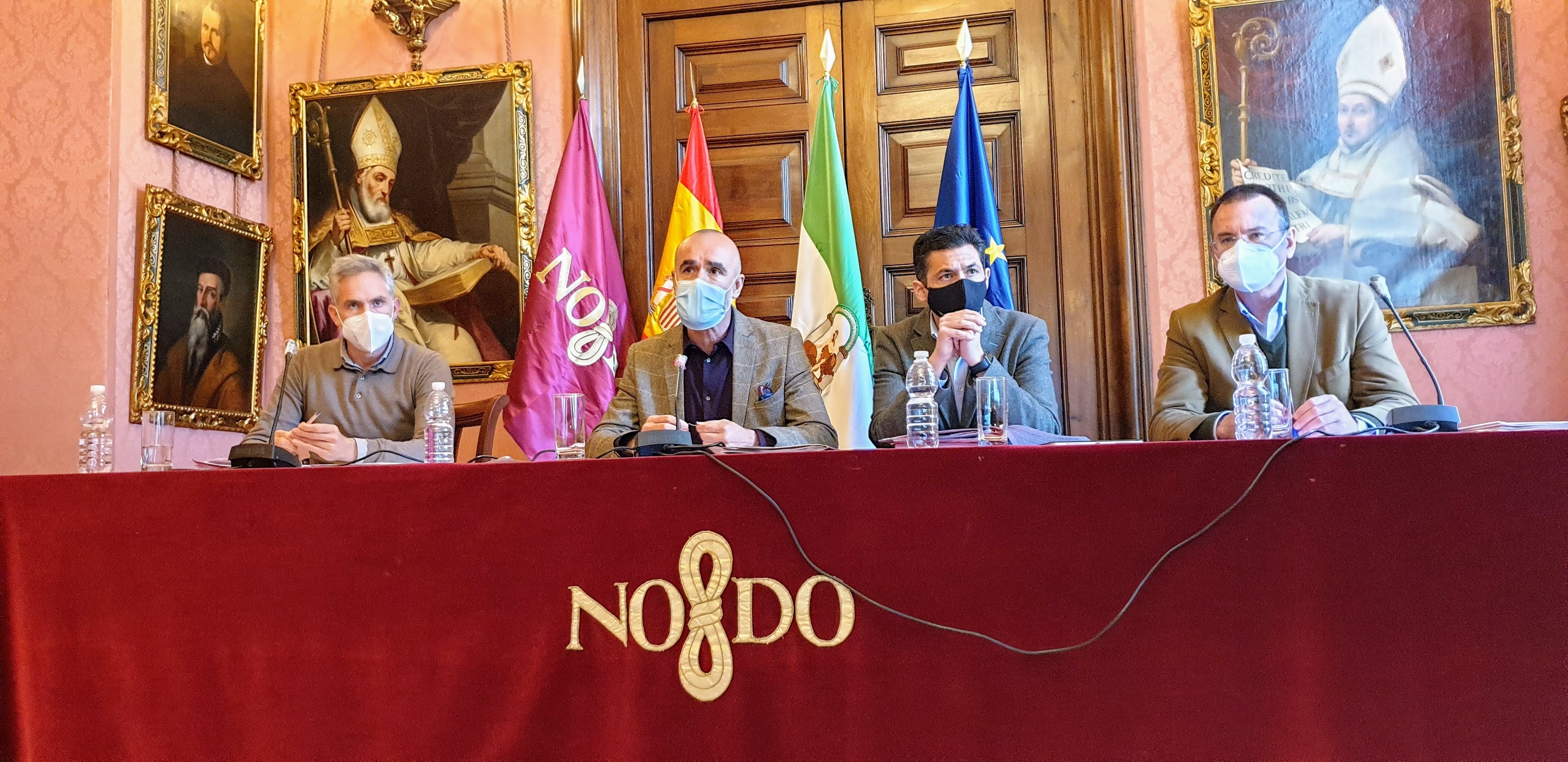 Comienzan los trámites para la instalación de los toldos en Sevilla Comienzan los trámites para la instalación de los toldos en Sevilla