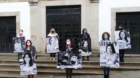 Yoya Blanco, concelleira de Igualdade de Pontevedra con empresarias da cidade Más de Uno Pontevedra-