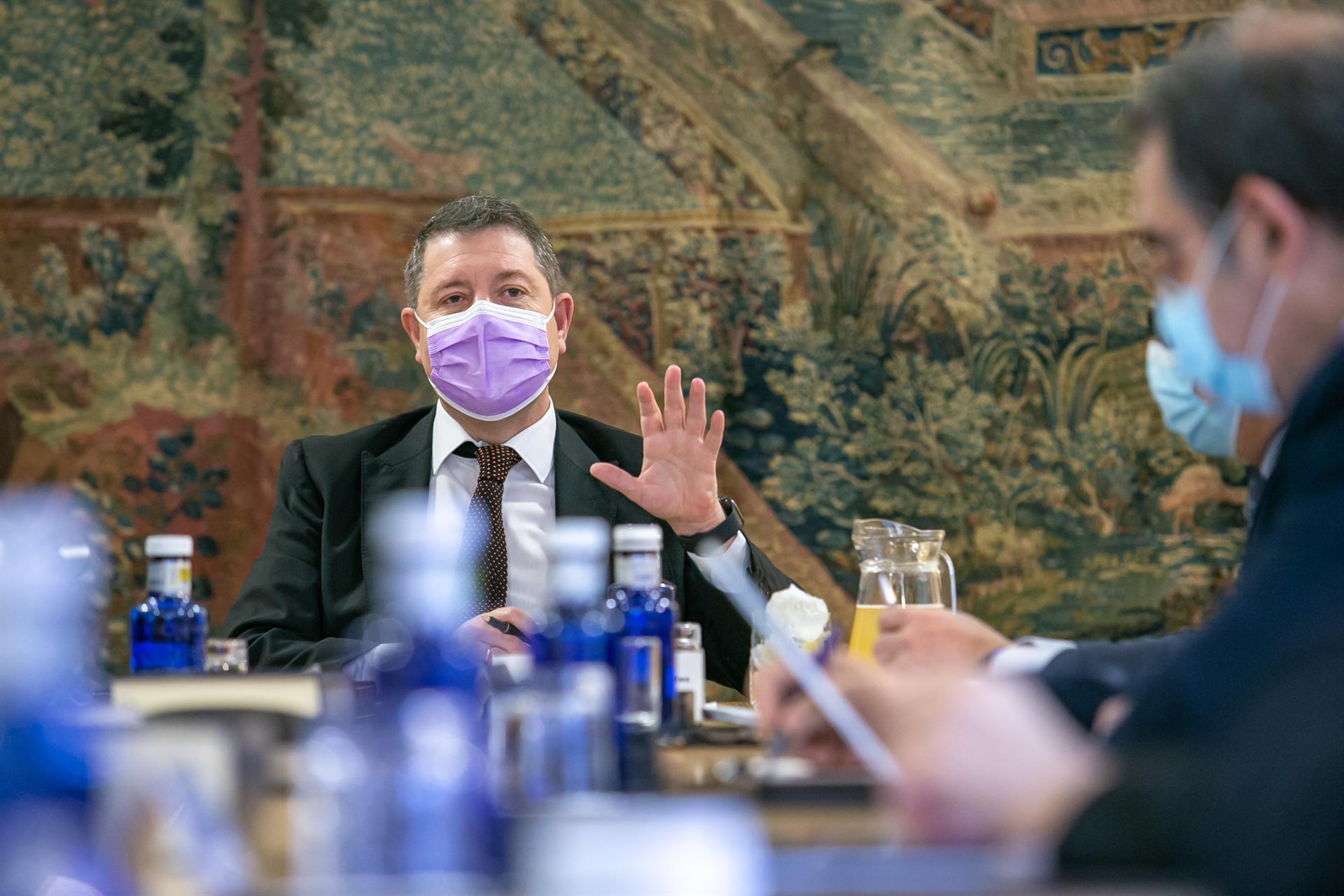 C-LM se ajustará al consenso nacional en Semana Santa y permitirá abrir a la hostelería hasta las 23.00 C-LM se ajustará al consenso nacional en Semana Santa y permitirá abrir a la hostelería hasta las 23.00