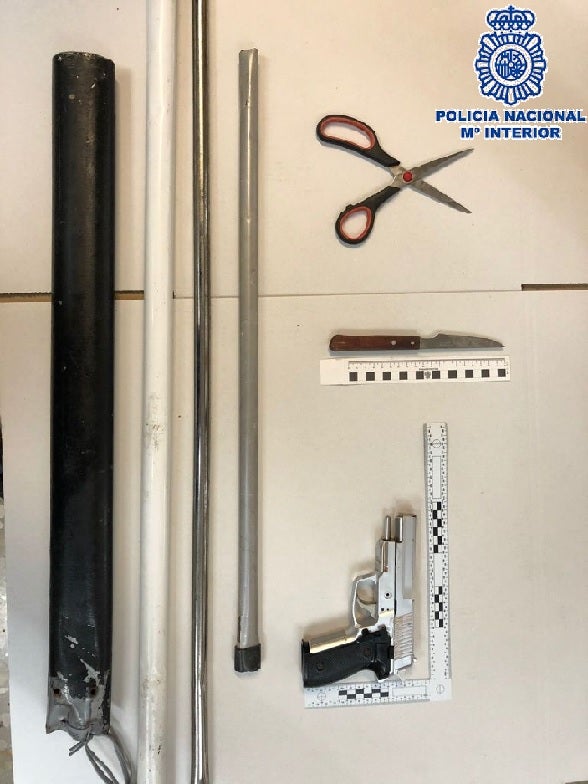 Cinco miembros de un clan de la Trinidad detenidos por amenazas graves Cinco miembros de un clan de la Trinidad detenidos por amenazas graves