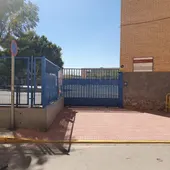 El importe de las dos ofertas suma 139.238 euros y servirá para adaptar estos edificios a las necesidades y normativas actuales El importe de las dos ofertas suma 139.238 euros y servirá para adaptar estos edificios a las necesidades y normativas actuales