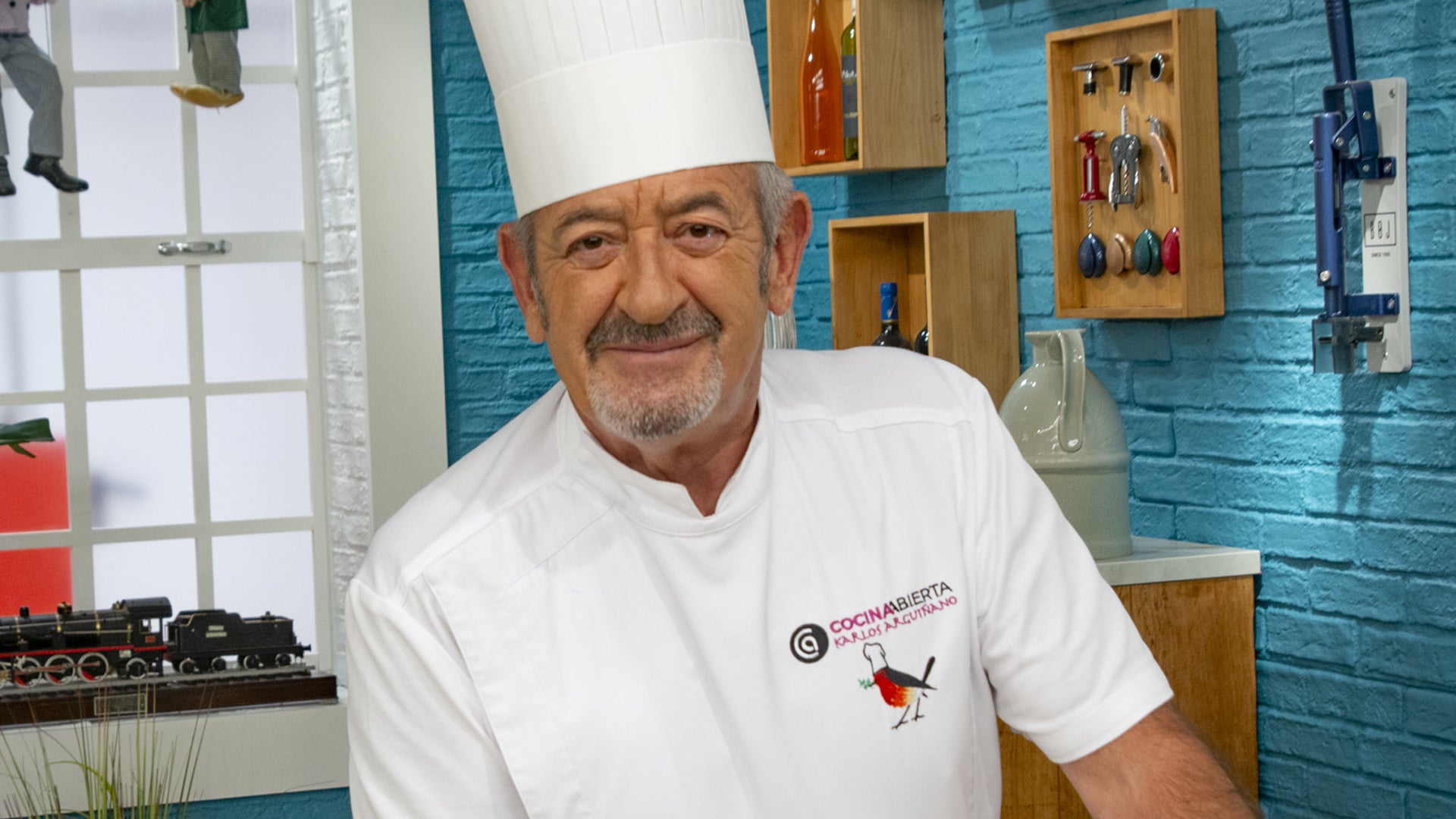 Karlos Arguiñano relata el drama familiar que sufre: "Mi mujer no sale de casa" Karlos Arguiñano relata el drama familiar que sufre: "Mi mujer no sale de casa"