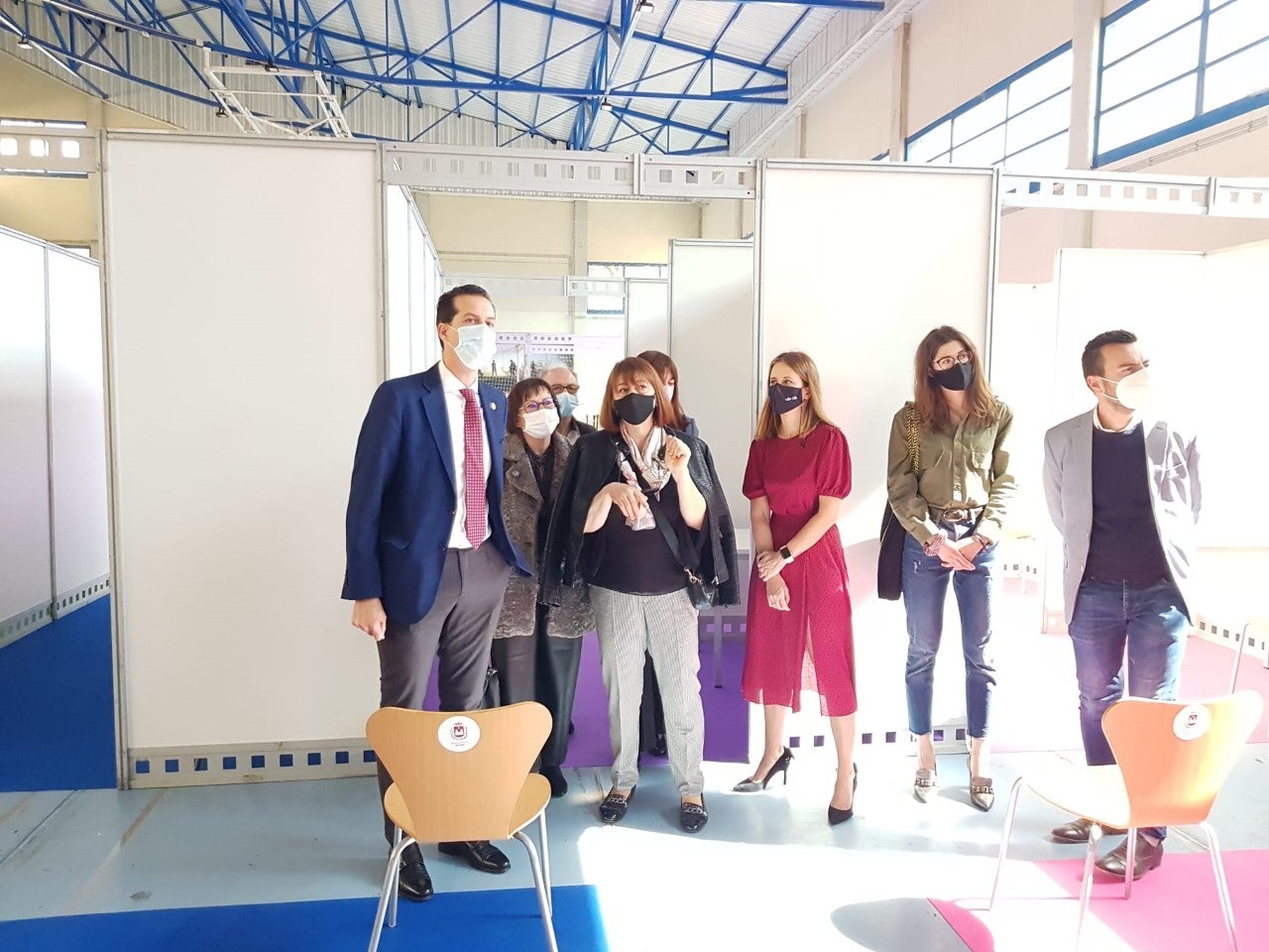 Una treintena de sanitarios se encargará de la vacunación de los docentes del área de salud de Elda Una treintena de sanitarios se encargará de la vacunación de los docentes del área de salud de Elda