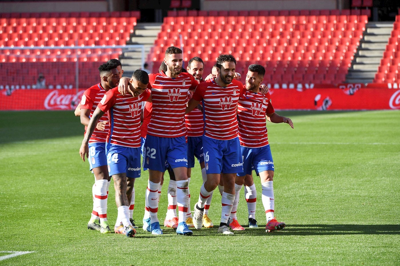 El Granada prolonga ante la Real Sociedad su estado de gracia El Granada prolonga ante la Real Sociedad su estado de gracia