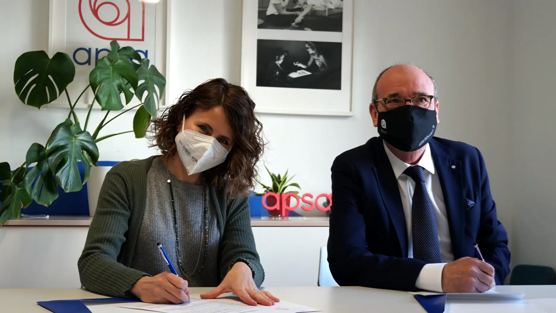 Los centros Quirónsalud, bajo el asesoramiento de APSA, han puesto en marcha diferentes acciones para mejorar la comunicación y la accesibilidad cognitiva Los centros Quirónsalud, bajo el asesoramiento de APSA, han puesto en marcha diferentes acciones para mejorar la comunicación y la accesibilidad cognitiva