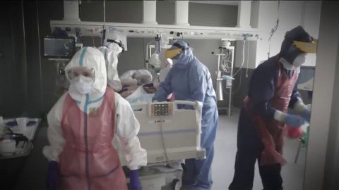 Los sanitarios recuerdan c&oacute;mo fueron los primeros d&iacute;as de la pandemia del coronavirus: "Era la guerra"