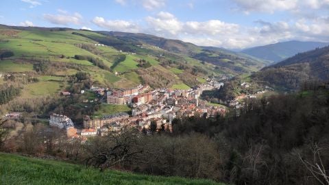 Vista de la villa de Cangas del Narcea