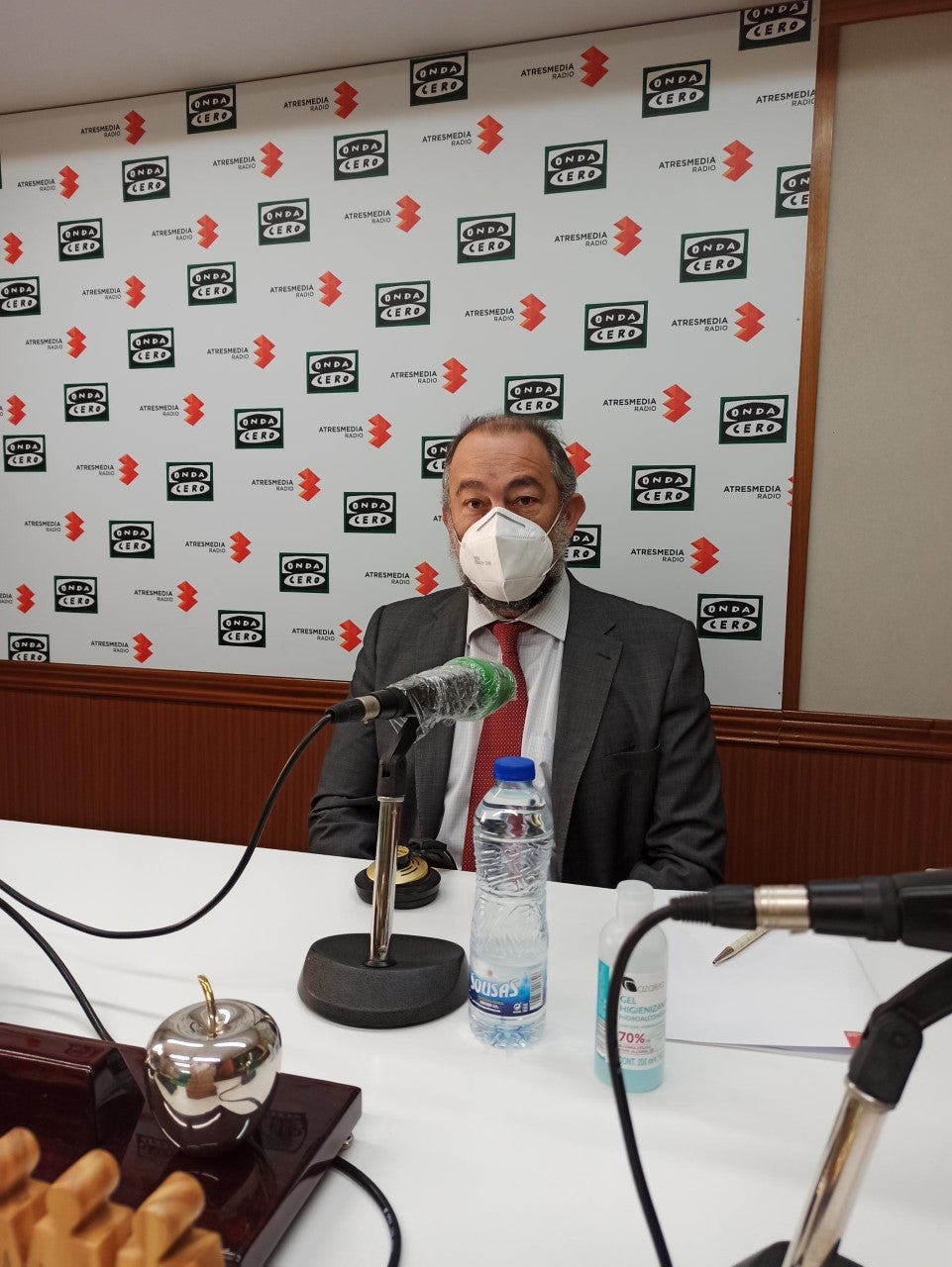 José Julián Garde Rector de la Universidad de Castilla la Mancha José Julián Garde Rector de la Universidad de Castilla la Mancha