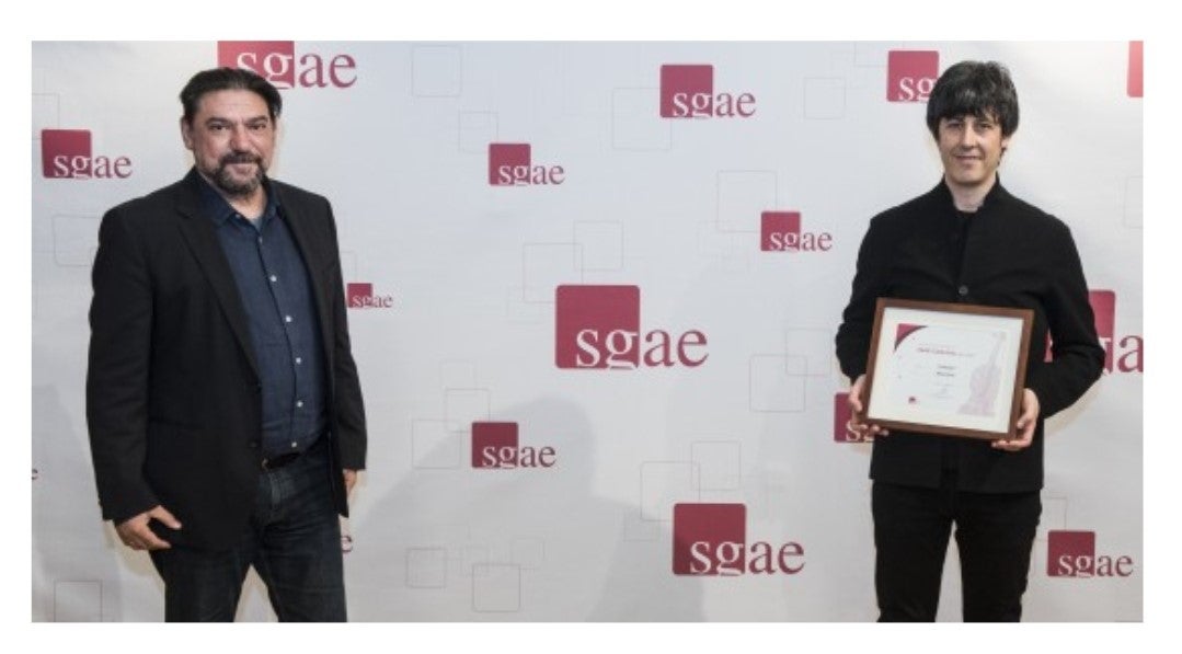 El director de orquesta ovetense Nacho de Paz, premiado por la SGAE El director de orquesta ovetense Nacho de Paz, premiado por la SGAE