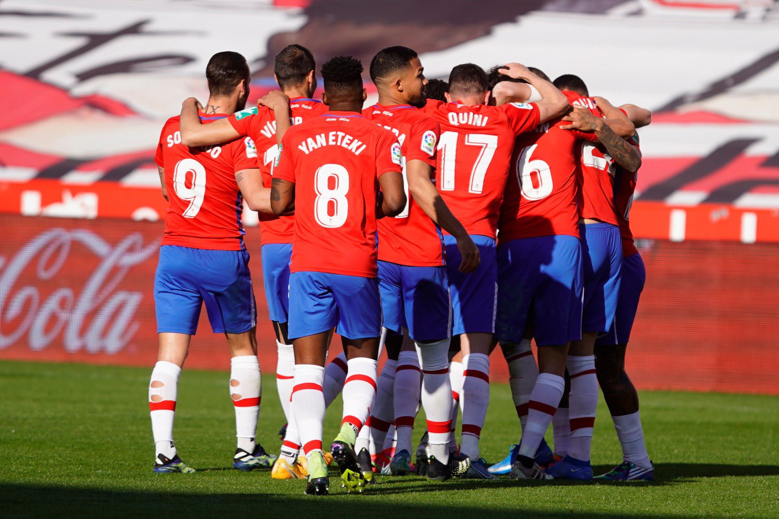 Machís regresa al Granada CF y podrá jugar esta misma temporada Machís regresa al Granada CF y podrá jugar esta misma temporada