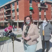 Patricia Franco durante su visita al Arco del Torreón Patricia Franco durante su visita al Arco del Torreón