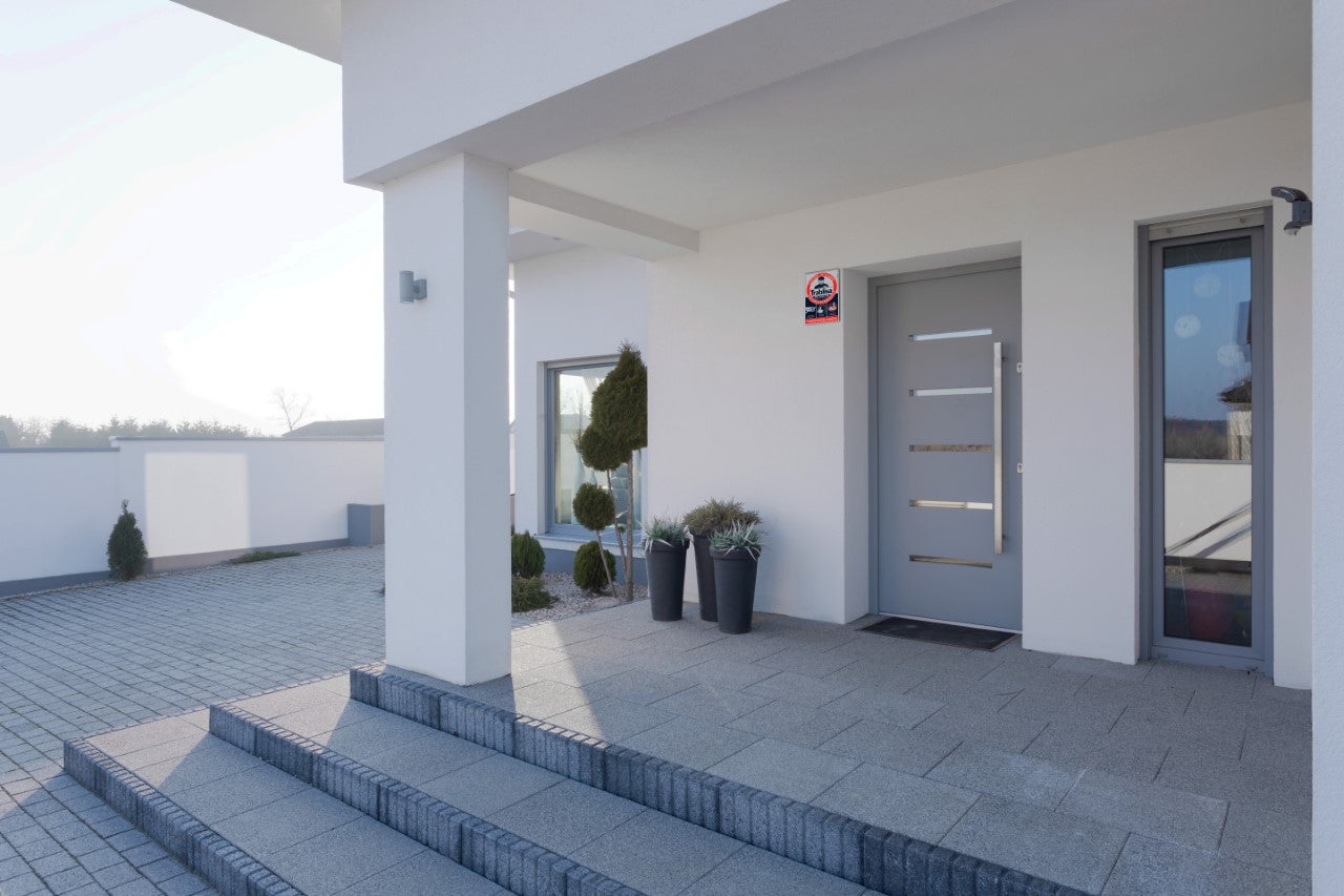 Las alarmas de Trablisa previenen de robos y ocupación de viviendas mediante la detección de intrusos en tiempo real Las alarmas de Trablisa previenen de robos y ocupación de viviendas mediante la detección de intrusos en tiempo real