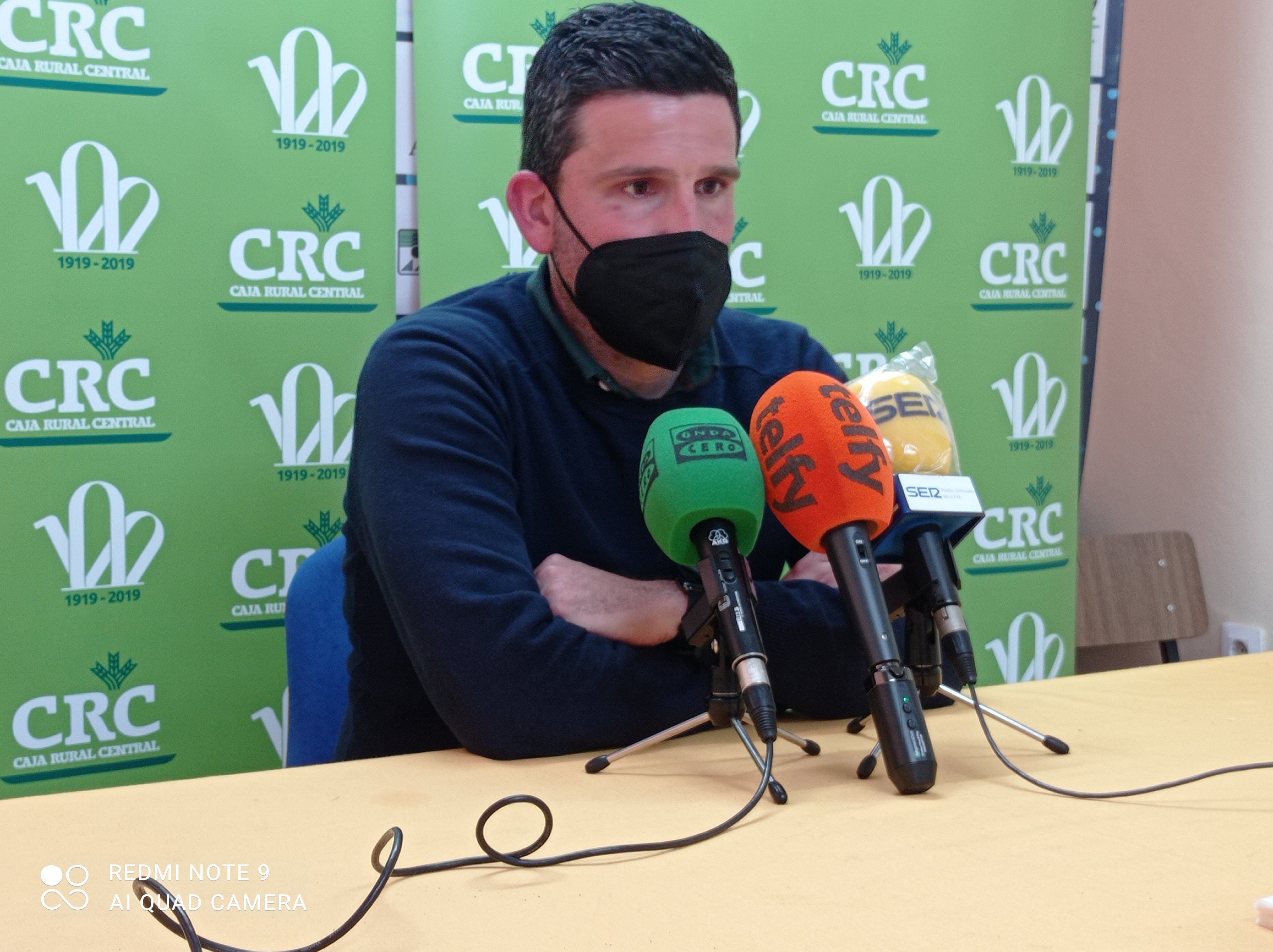 El Orihuela destituye a Gerard Albadalejo como entrenador tras su derrota por 2-4 ante el Villarreal B El Orihuela destituye a Gerard Albadalejo como entrenador tras su derrota por 2-4 ante el Villarreal B