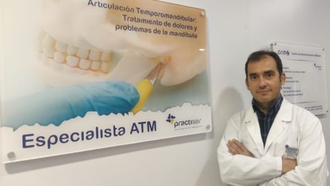 Dr. Marcos Cabaña Dr. Marcos Cabaña