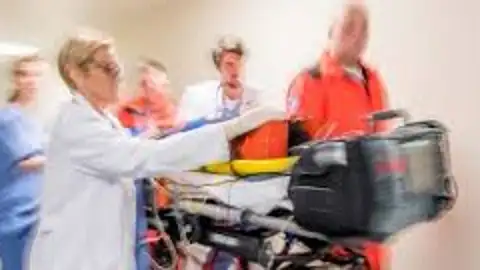 MÉDICA MÉDICA