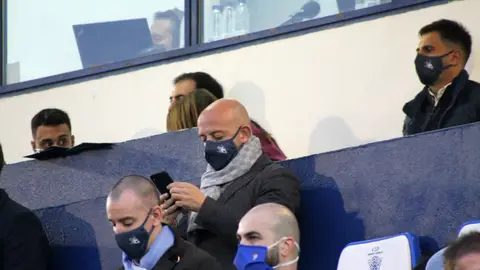 Óscar Ribot El adalid del proyecto del Marbella FC en el palco del Antonio Lorenzo