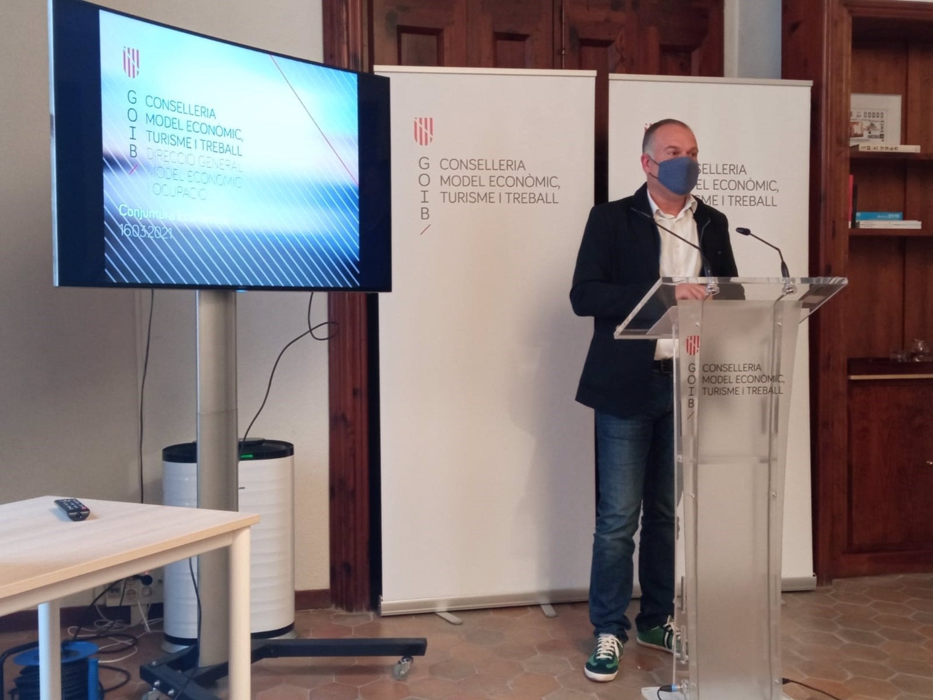 Baleares cerró 2020 con caída "histórica" del 23,7% de PIB, aunque menos acusada respecto a previsiones iniciales Baleares cerró 2020 con caída "histórica" del 23,7% de PIB, aunque menos acusada respecto a previsiones iniciales