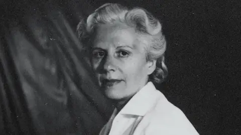 Mercè Rodoreda, escriptora catalana Mercè Rodoreda, escriptora catalana