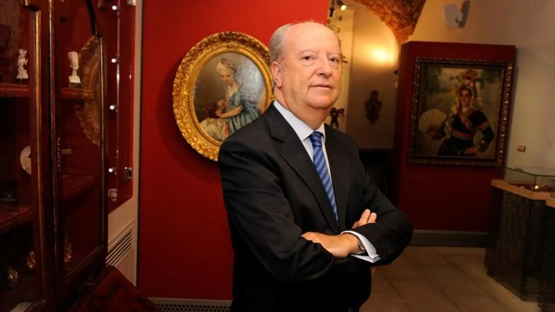 Luis Acha Iturmendi ha presentado su dimisión como director general y secretario de la Fundación Mercedes Calles y Carlos Ballestero (FMCCB) de Cáceres