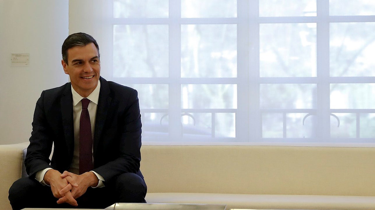 Sánchez acusa a Ayuso de bloquear las ayudas a las pymes y autónomos con la convocatoria de elecciones Sánchez acusa a Ayuso de bloquear las ayudas a las pymes y autónomos con la convocatoria de elecciones