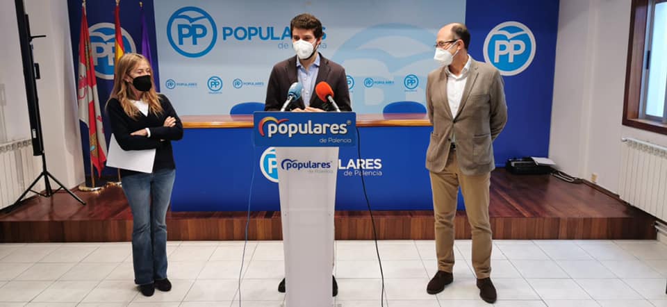 Los senadores del PP piden mayor carga de trabajo para la Fábrica de Armas Los senadores del PP piden mayor carga de trabajo para la Fábrica de Armas